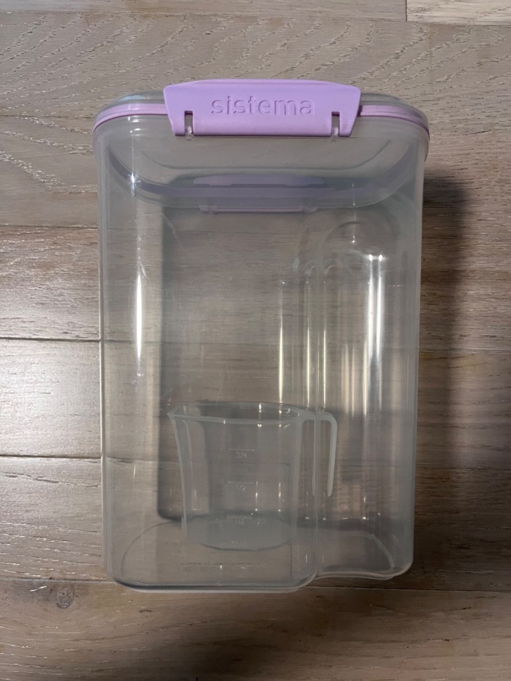 Sistema BPA Free Food Storage Container, 3.25 Liter / 110 Oz in Lilac